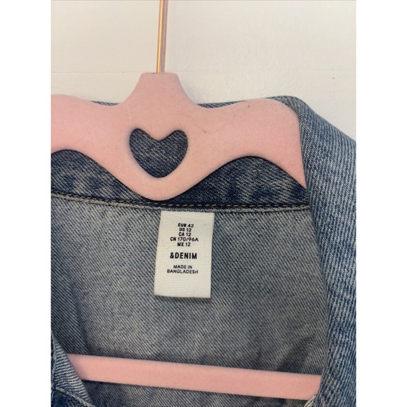 H&M Denim Jacket Embellished Rhinestones Studs Light Wash Women's Size 12 - Picture 7 of 7